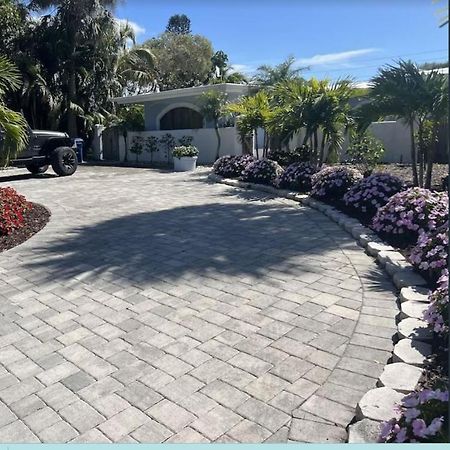 Pool/Waterfront Home 5 Min Walk To Siesta Key Village And Beach Экстерьер фото