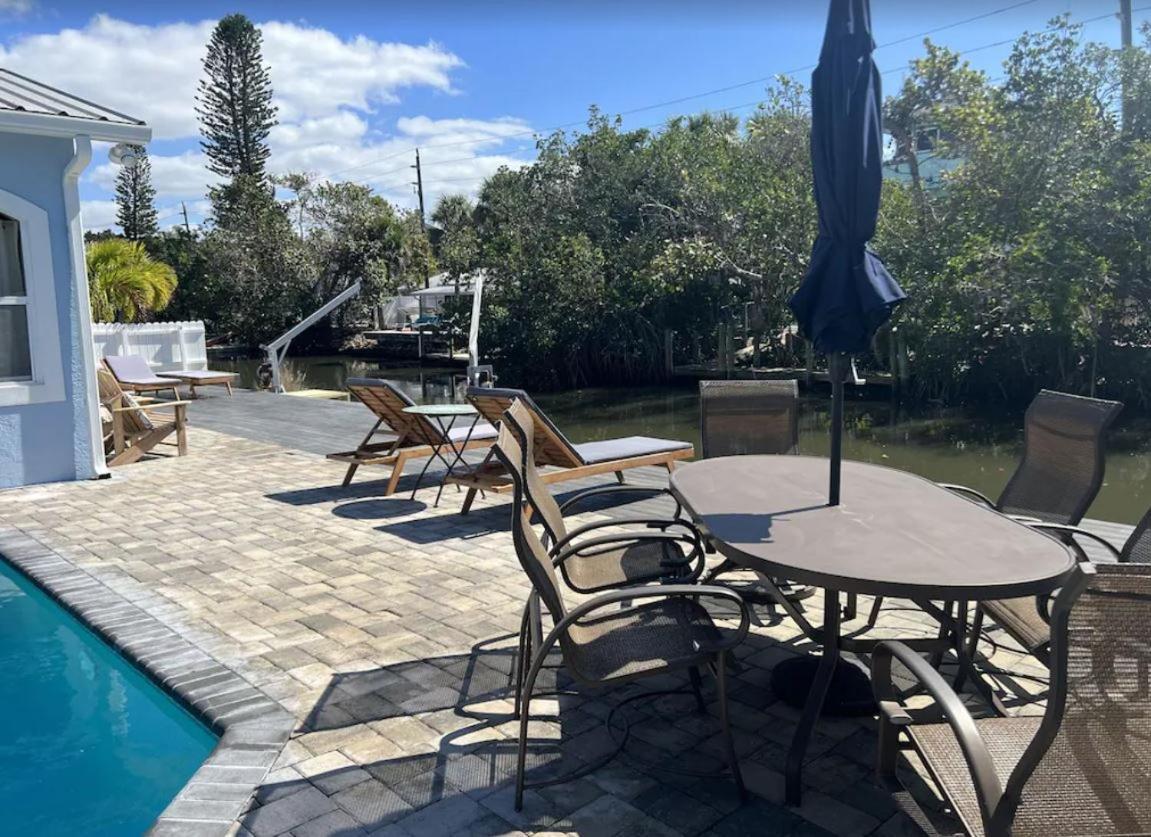 Pool/Waterfront Home 5 Min Walk To Siesta Key Village And Beach Экстерьер фото